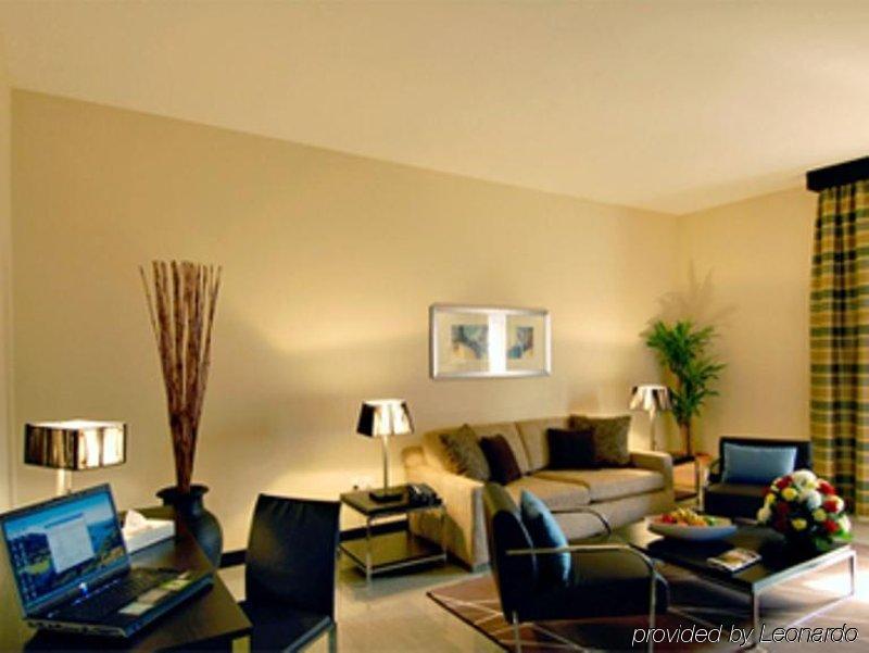 The Eclipse Boutique Suites Abu Dhabi Bagian luar foto
