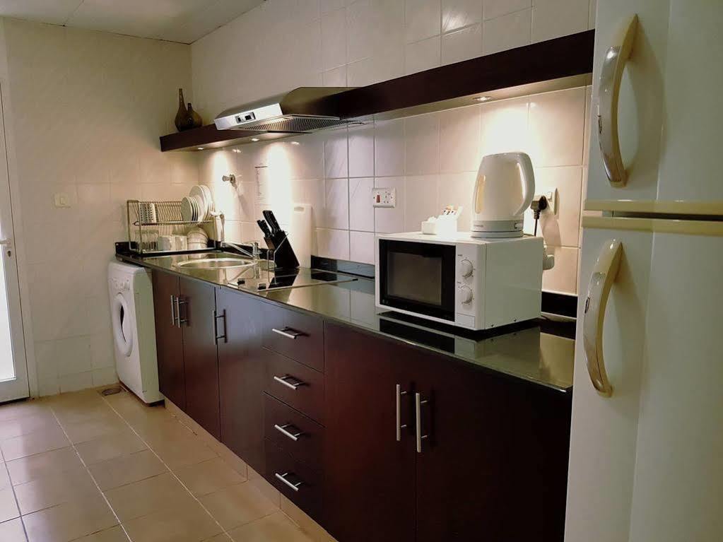 The Eclipse Boutique Suites Abu Dhabi Bagian luar foto