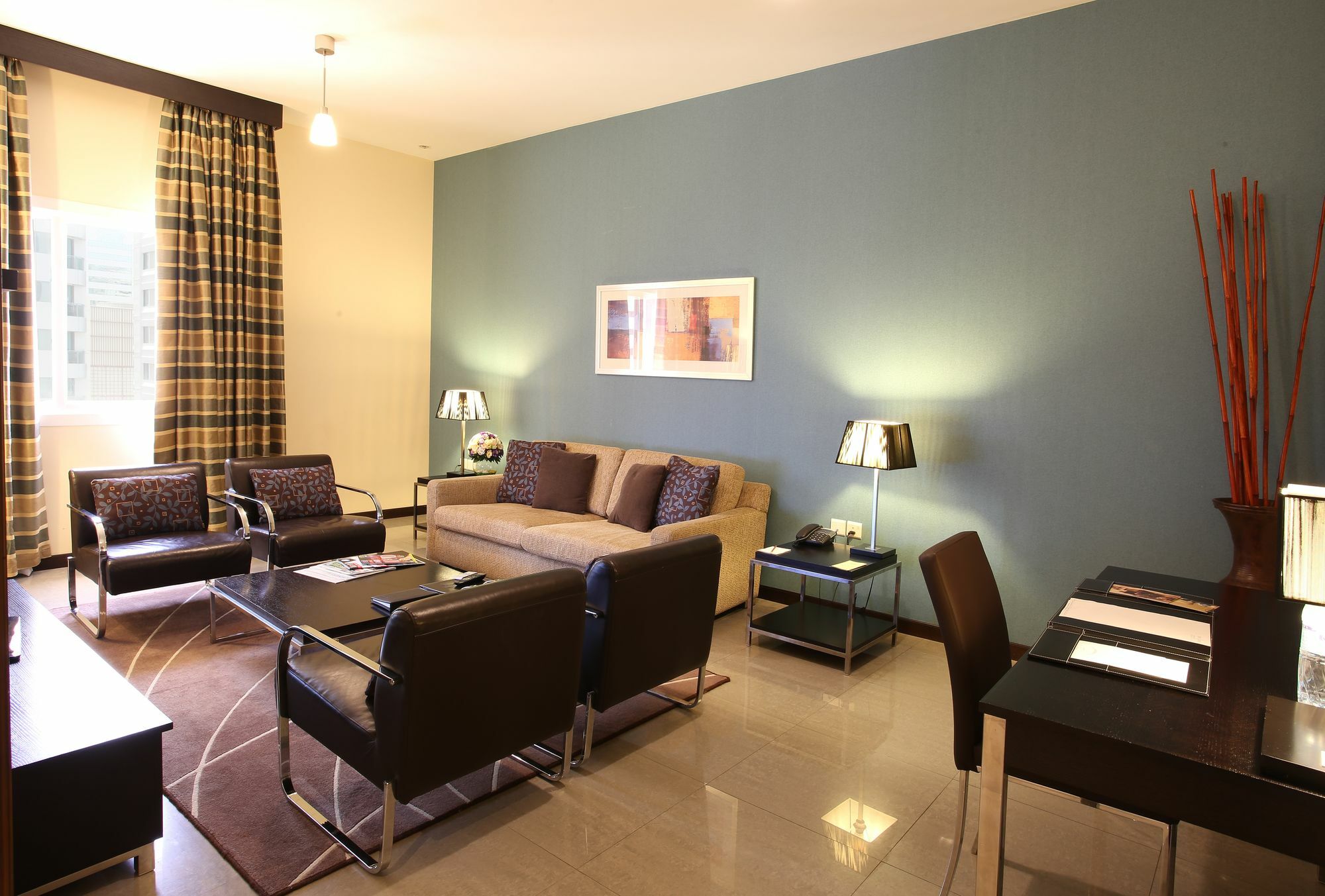 The Eclipse Boutique Suites Abu Dhabi Bagian luar foto