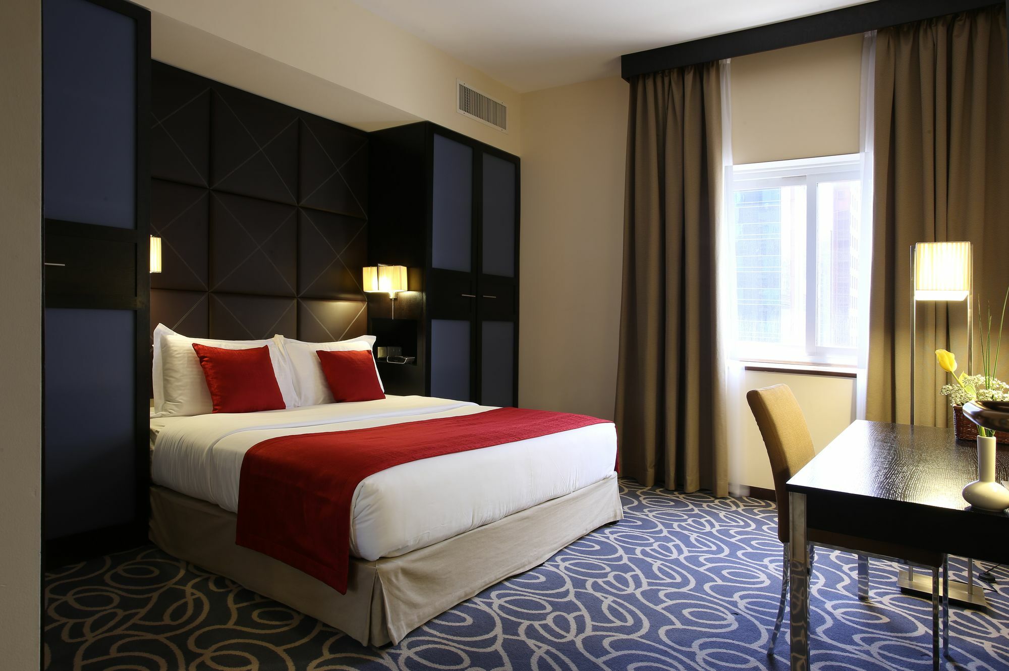 The Eclipse Boutique Suites Abu Dhabi Bagian luar foto
