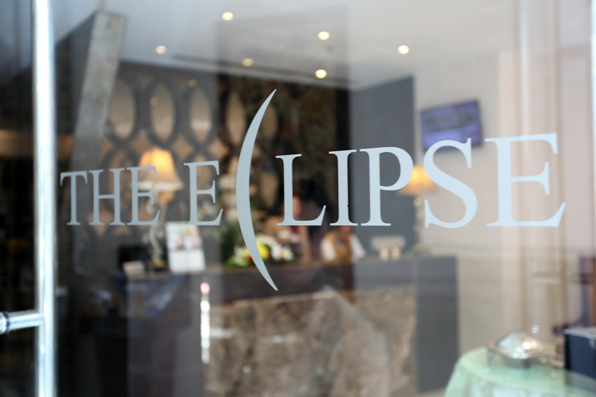 The Eclipse Boutique Suites Abu Dhabi Bagian luar foto